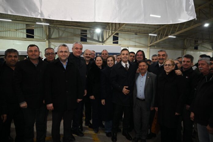 Başkan Ahmet Akın, Susurluk’ta İftar Sofrasında Vatandaşlarla Bir Araya Geldi