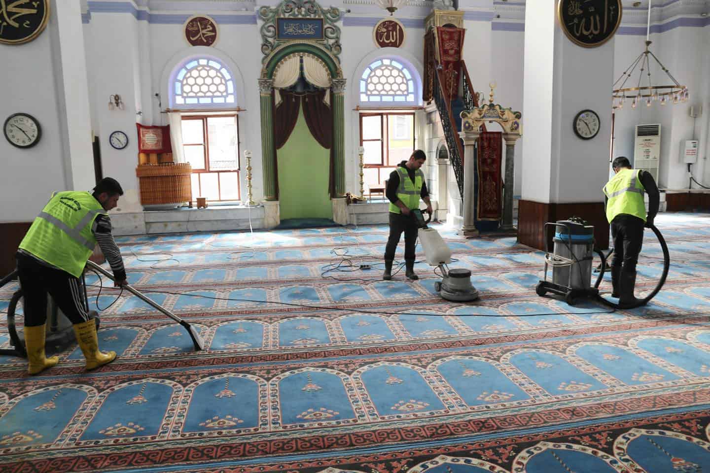 Burhaniye Belediyesi, Ramazan'da Sosyal Dayanışma ve Hizmetlerini Sürdürüyor