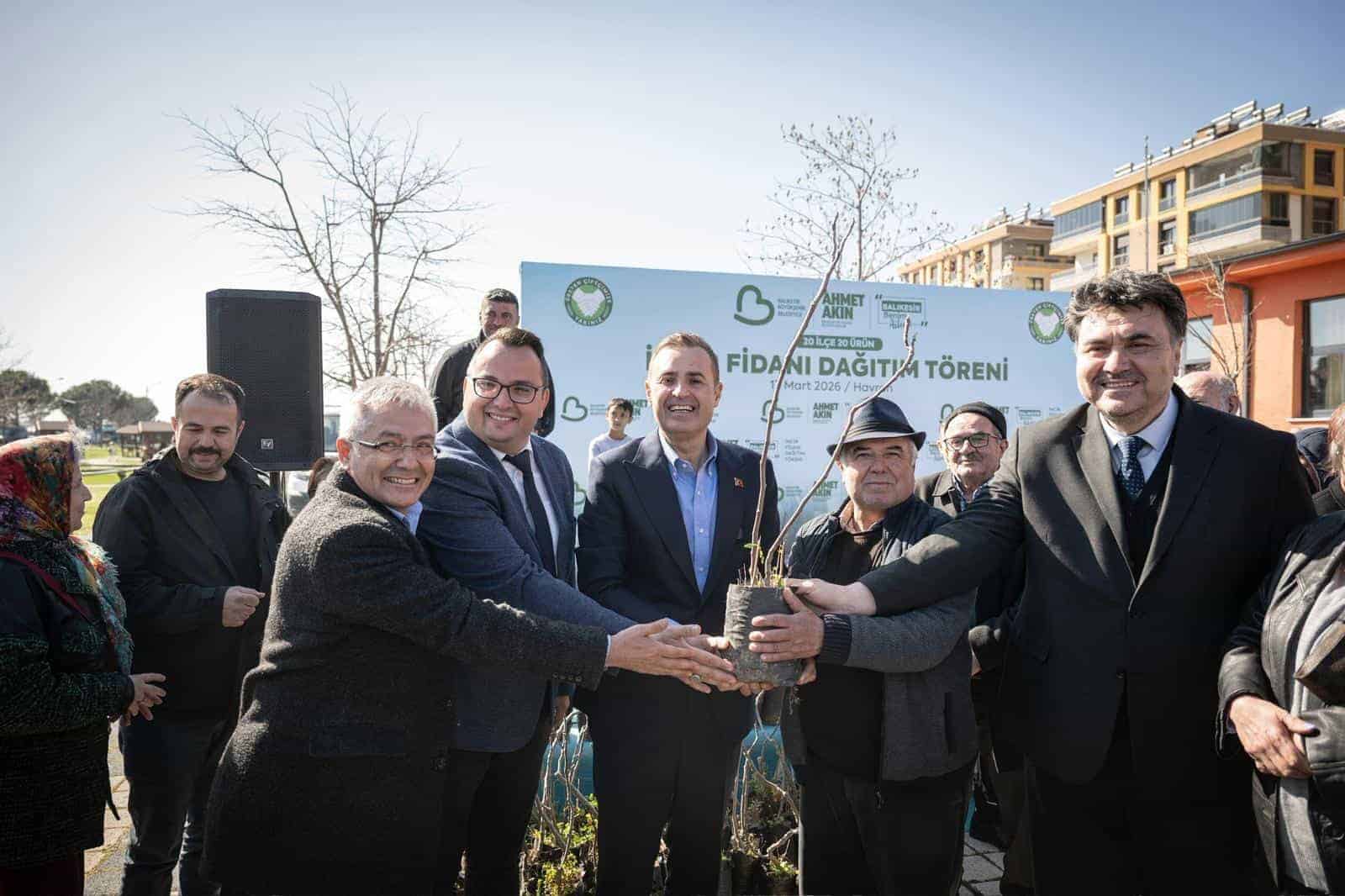 Balıkesir Büyükşehir’den Havran’da Üreticiye Yüzde 100 Hibeli İncir Fidanı Desteği