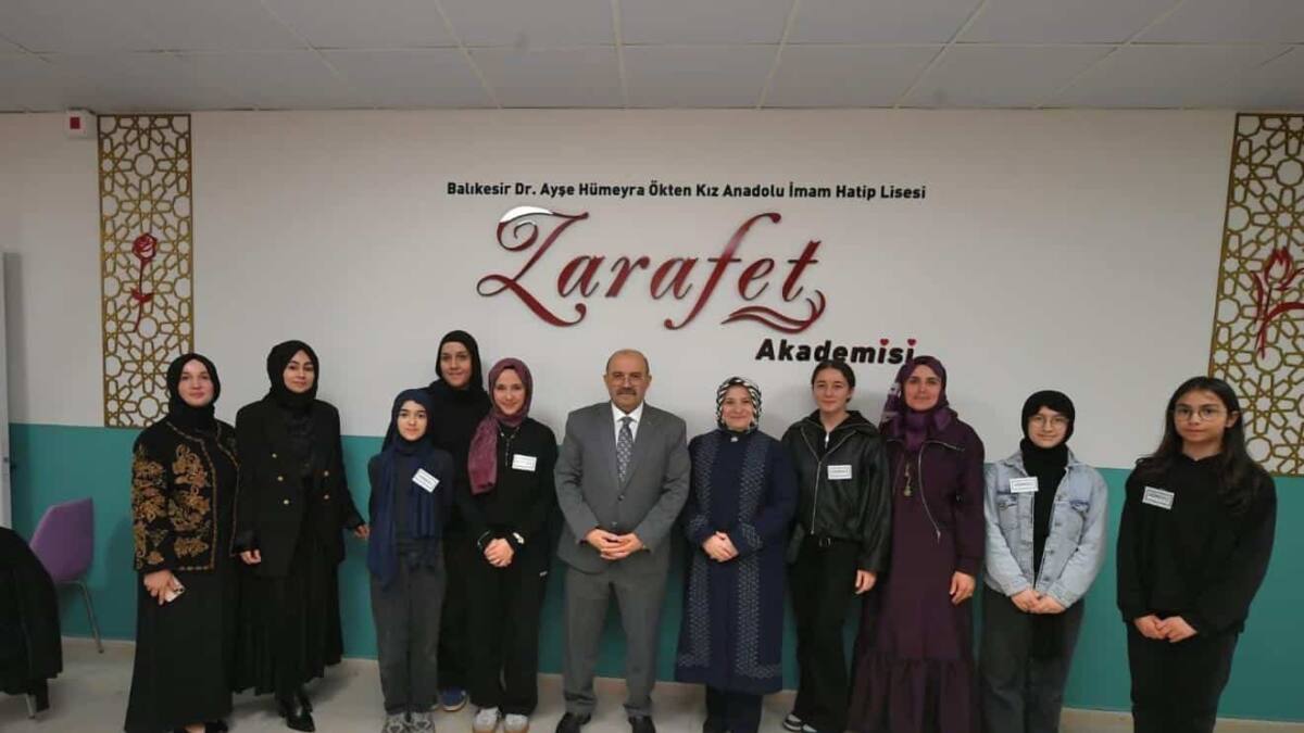 Balıkesir’de Zarafet ve Edebiyat Atölyeleri Eğitime Katkı Sağlamak Üzere Açıldı