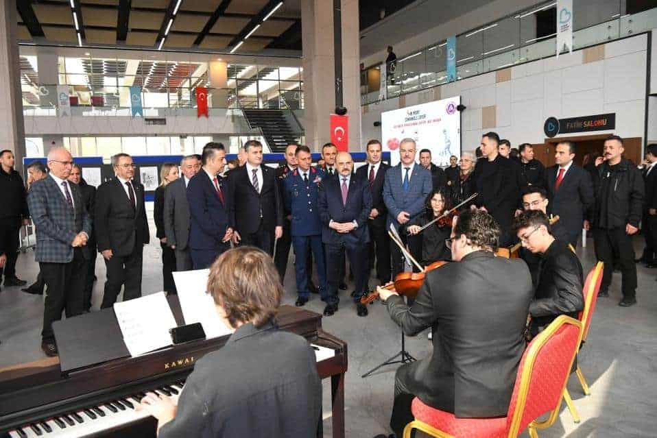 Balıkesir'de Çanakkale Zaferi ve Şehitleri Anma Programlarıyla Milli Ruh Canlı Tutuldu