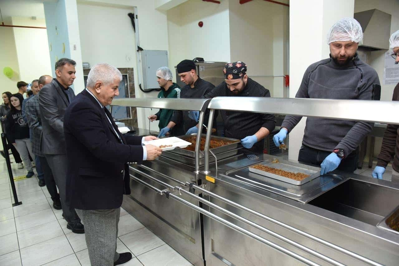 Balıkesir İl Milli Eğitim Müdürü, Ramazan’da Öğrencilerle İftar Sofrasında Buluştu