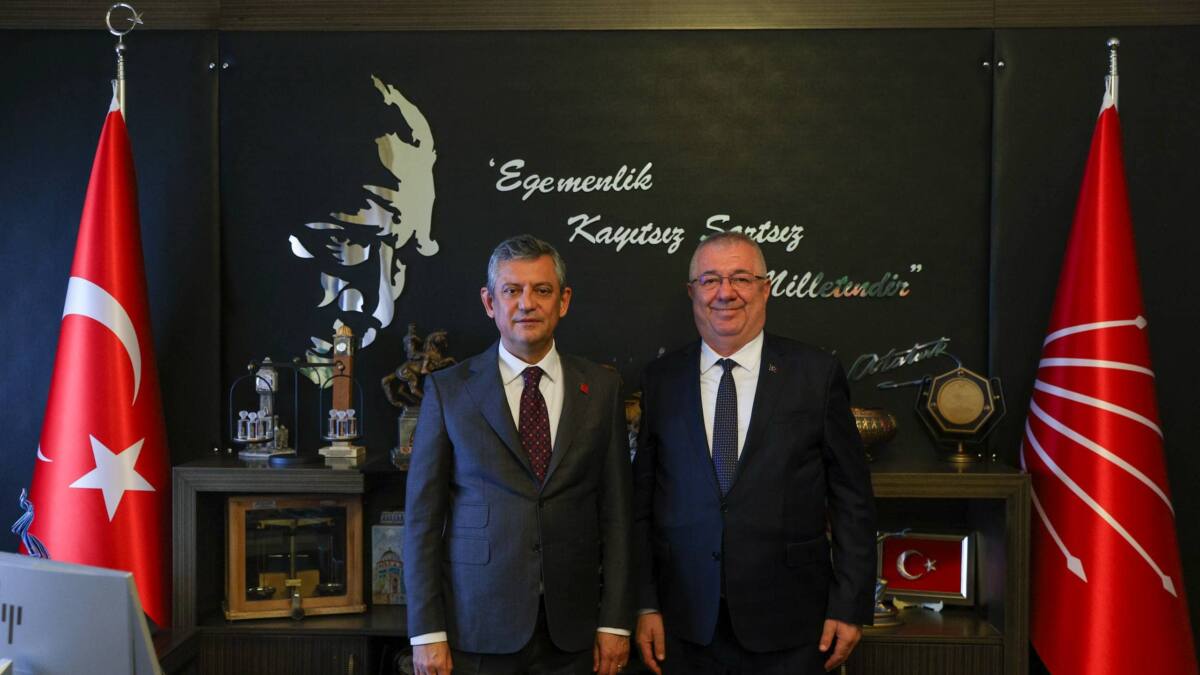 Edremit Heyeti Ankara'da TBMM ve CHP Genel Başkanı Özgür Özel’i Ziyaret Etti