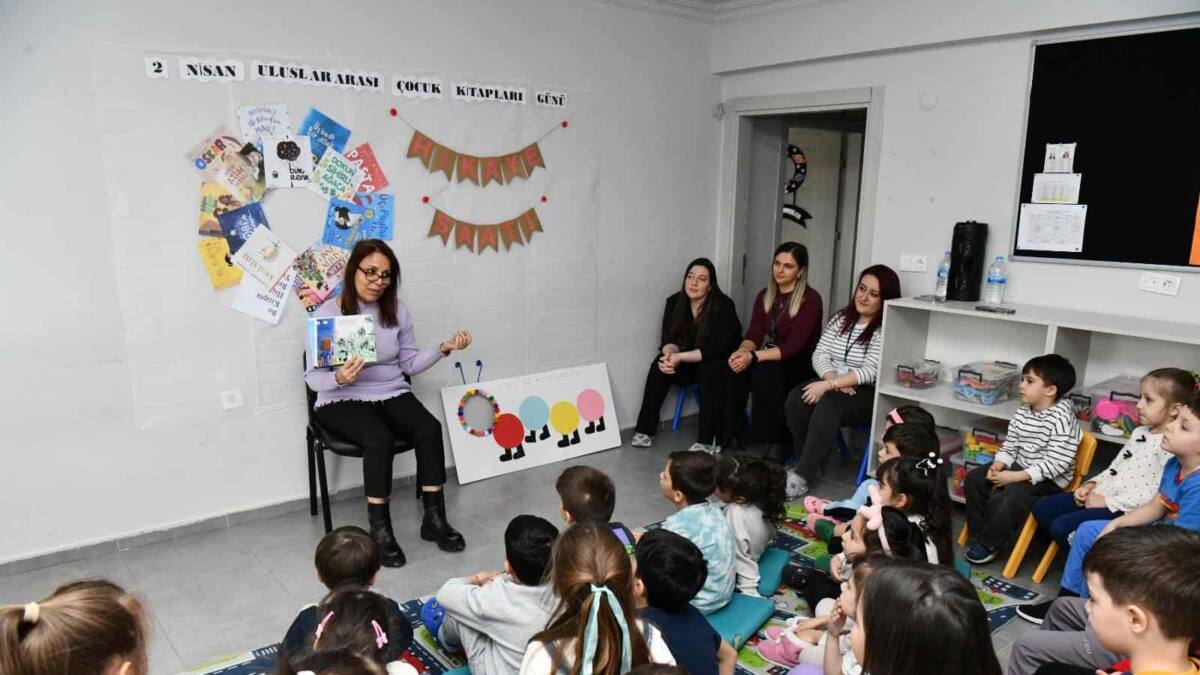 Balıkesir Bal Çocuk Gündüz Bakımevlerinde Kitaplarla Zihinler Gelişiyor