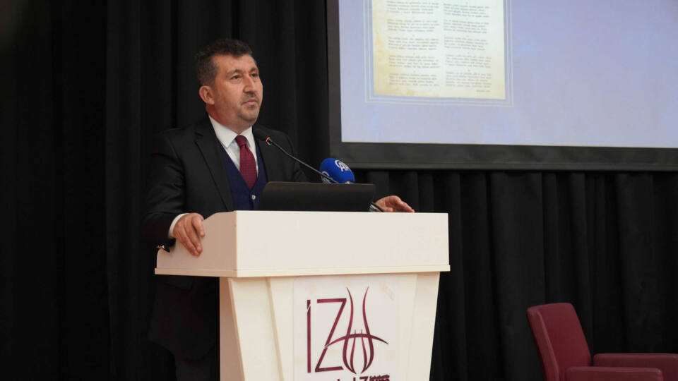 Balıkesir Üniversitesi, İstanbul’da Düzenlenen 4 Şehir 4 Mekân 4 Akif Sempozyumu'na Katıldı