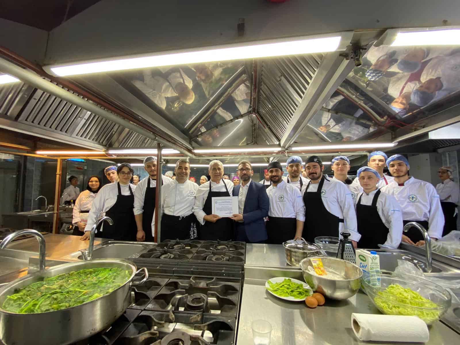 Balıkesir Üniversitesi'nde Yerel Lezzetler ve Sıfır Atık Odaklı Gastronomi Eğitimi Gerçekleştirildi