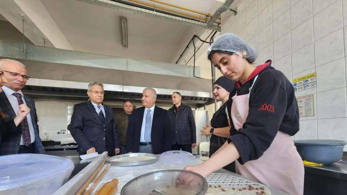 Balıkesir Borsa İstanbul MTAL’de Üretim Odaklı Eğitim Yerinde İncelendi