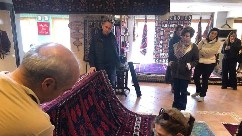 Balıkesir’de Halı ve Kilim Motiflerinin Anlamları Akademik Programda Açıklandı