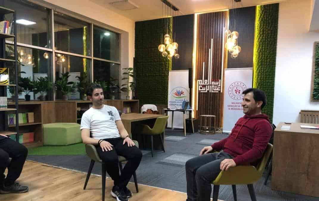 Balıkesir Edebiyat Akademisi'nde Öğretmenler Dramatik Kurgu Atölyesiyle Buluştu