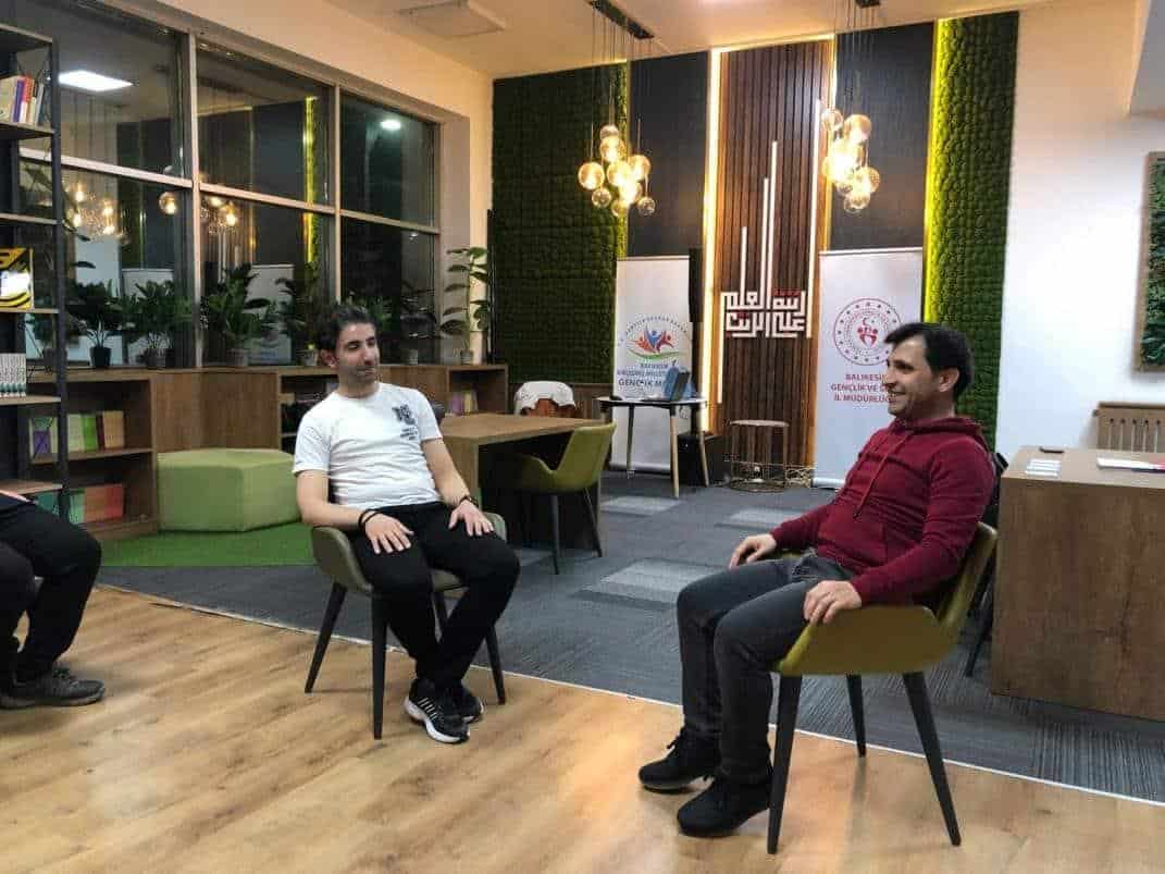 Balıkesir Edebiyat Akademisi'nde Öğretmenler Dramatik Kurgu Atölyesiyle Buluştu