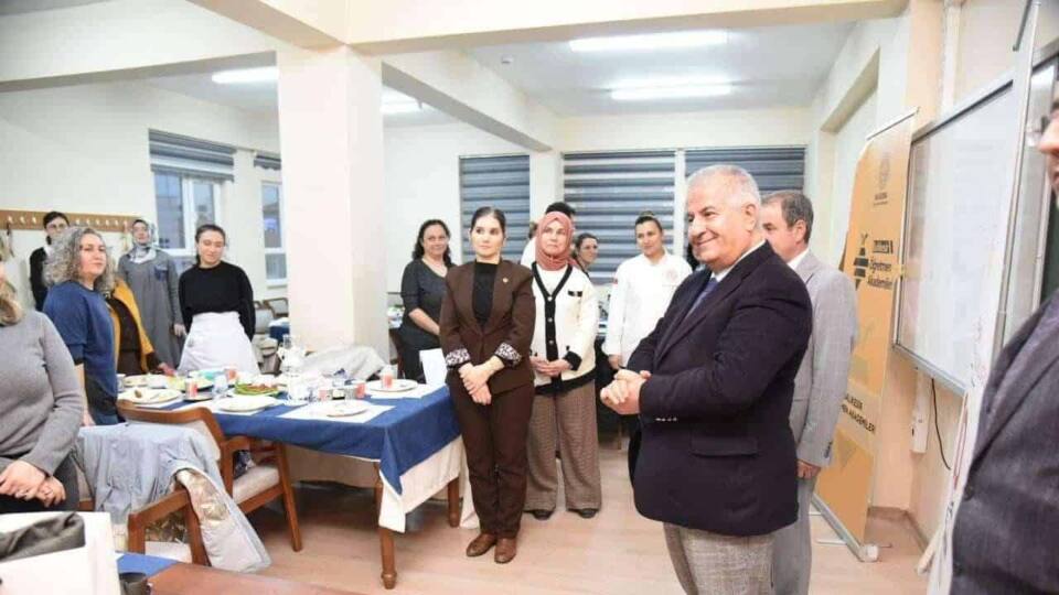 Balıkesir Gastronomi Akademisi'nde Çiğ Köfte Etkinliği Yoğun İlgiyle Gerçekleşti